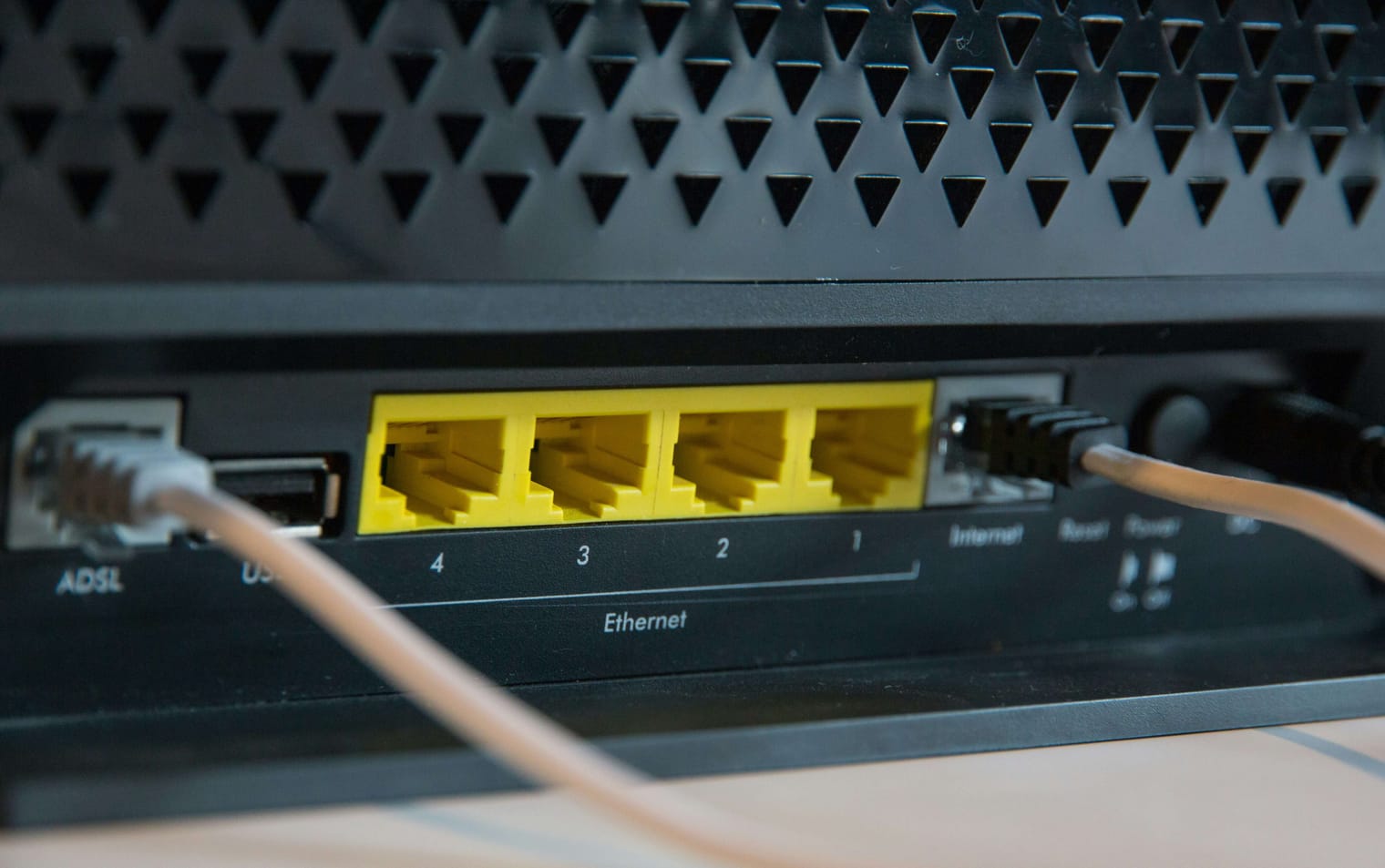 EOLO Internet: Offerte e Tariffe di EOLO Wi-Fi, Fibra e Seconda Casa